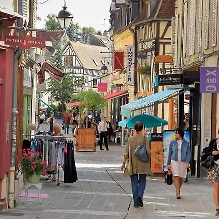 Le Petit Paris Compiegne Lejlighed Eksteriør billede