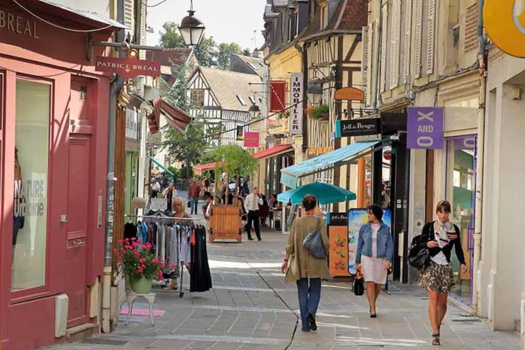 Le Petit Paris Compiegne Lejlighed Eksteriør billede
